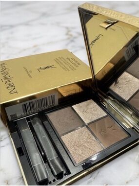 Yves Saint Laurent COUTURE
MINI CLUTCH LUXURY
EYESHADOW 720